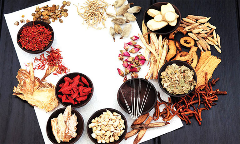 NHỮNG PHƯƠNG PHÁP ĐIỀU TRỊ BỆNH VIÊM CỘT SỐNG DÍNH KHỚP